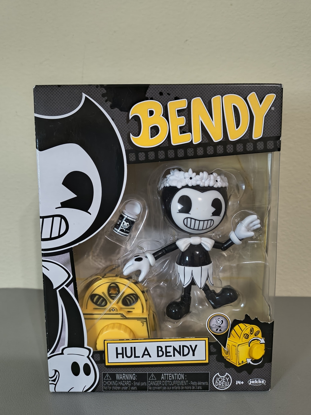 Bendy Hula Bendy Figure - Black & White with Yellow Accessory